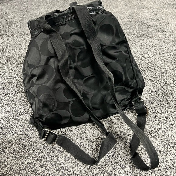 Coach backpack - Picture 3 of 3